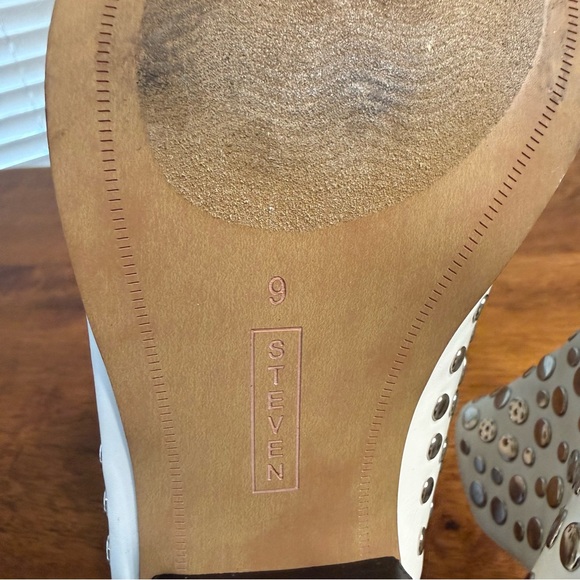 Steven Steve Madden Renata White Studded Ankle Booties size 9 festival - Picture 10 of 12